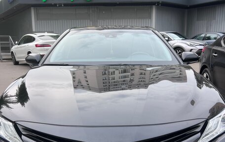 Toyota Camry, 2020 год, 2 850 000 рублей, 2 фотография