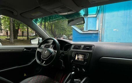 Volkswagen Jetta VI, 2017 год, 1 575 000 рублей, 8 фотография