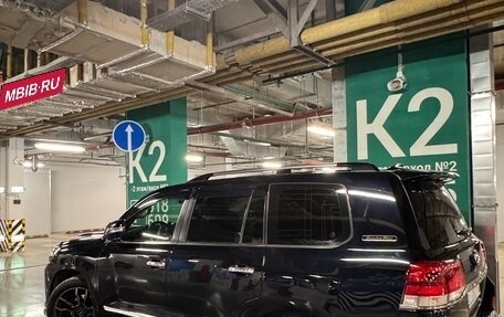 Toyota Land Cruiser 200, 2016 год, 6 500 000 рублей, 3 фотография