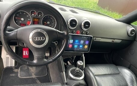 Audi TT, 2002 год, 960 000 рублей, 9 фотография