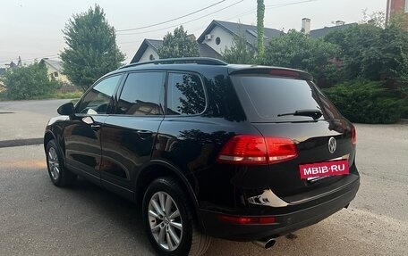 Volkswagen Touareg III, 2011 год, 1 590 000 рублей, 30 фотография