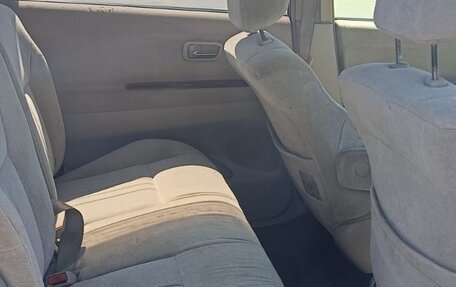 Toyota Gaia, 2002 год, 500 000 рублей, 5 фотография