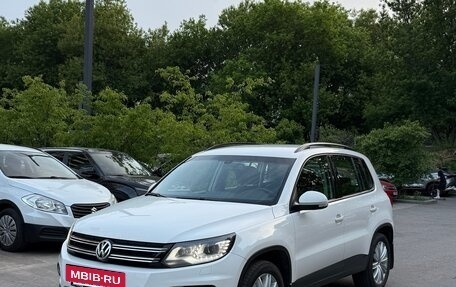 Volkswagen Tiguan I, 2013 год, 1 875 000 рублей, 2 фотография