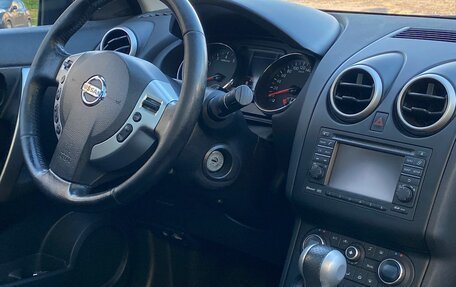 Nissan Qashqai+2 I, 2012 год, 975 000 рублей, 26 фотография