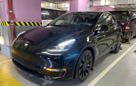 Tesla Model Y I, 2021 год, 4 500 000 рублей, 2 фотография