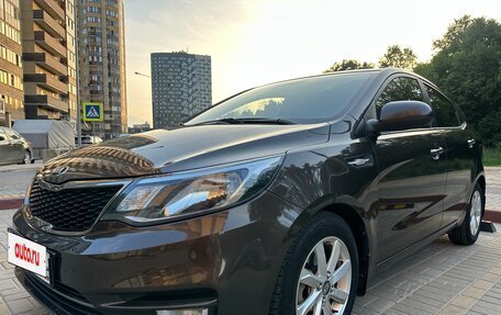 KIA Rio III рестайлинг, 2015 год, 910 000 рублей, 5 фотография