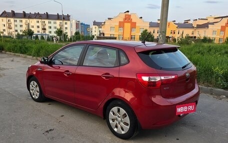 KIA Rio III рестайлинг, 2013 год, 980 000 рублей, 4 фотография