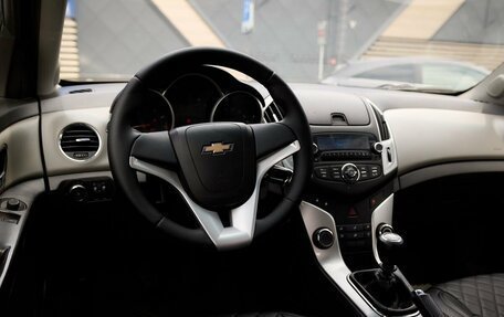 Chevrolet Cruze II, 2013 год, 728 000 рублей, 13 фотография