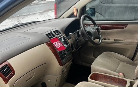 Toyota Ipsum II, 2004 год, 600 000 рублей, 4 фотография