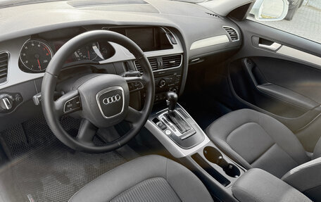 Audi A4, 2011 год, 895 000 рублей, 7 фотография