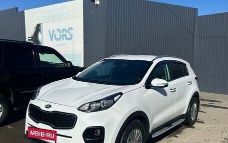 KIA Sportage IV рестайлинг, 2017 год, 2 000 000 рублей, 6 фотография