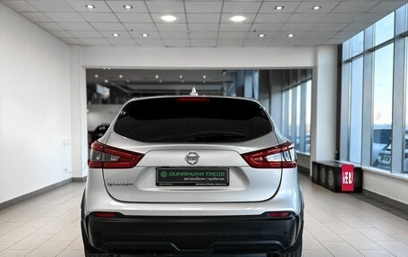 Nissan Qashqai, 2019 год, 2 040 000 рублей, 7 фотография