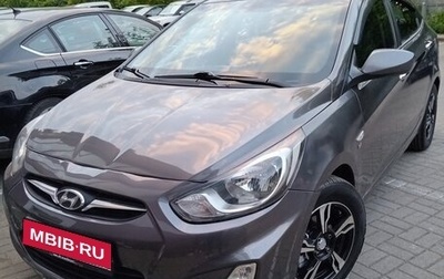 Hyundai Solaris II рестайлинг, 2012 год, 989 000 рублей, 1 фотография