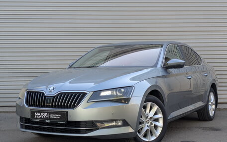 Skoda Superb III рестайлинг, 2018 год, 1 750 000 рублей, 1 фотография