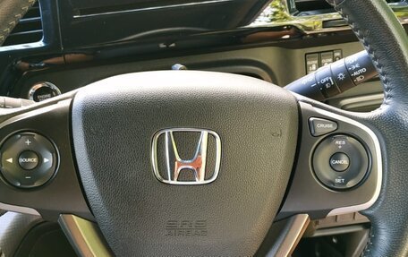 Honda Stepwgn IV, 2015 год, 2 380 000 рублей, 12 фотография