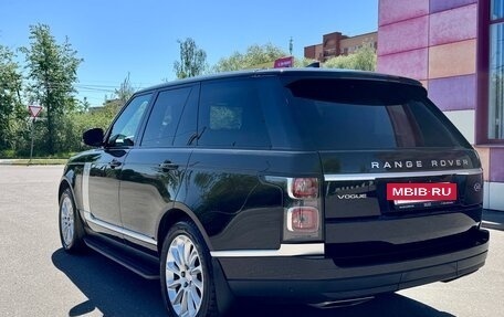 Land Rover Range Rover IV рестайлинг, 2018 год, 7 400 000 рублей, 2 фотография