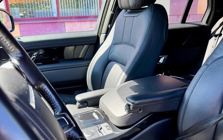 Land Rover Range Rover IV рестайлинг, 2018 год, 7 400 000 рублей, 10 фотография