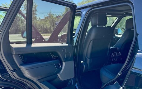 Land Rover Range Rover IV рестайлинг, 2018 год, 7 400 000 рублей, 12 фотография