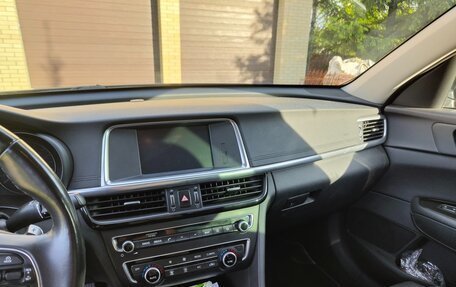 KIA Optima IV, 2018 год, 1 800 000 рублей, 12 фотография