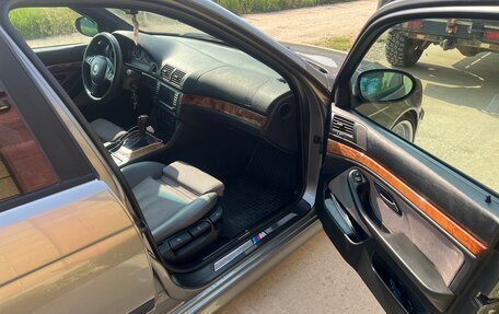BMW 5 серия, 2003 год, 2 500 000 рублей, 13 фотография