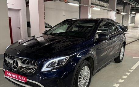 Mercedes-Benz GLA, 2018 год, 1 780 000 рублей, 2 фотография