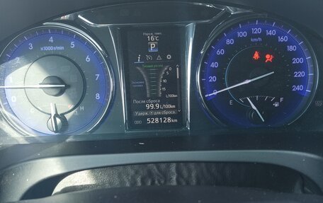 Toyota Camry, 2016 год, 1 300 000 рублей, 6 фотография