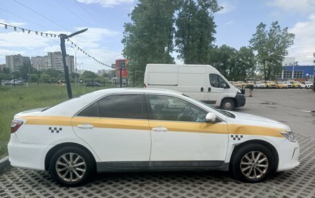 Toyota Camry, 2016 год, 1 300 000 рублей, 10 фотография
