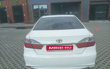 Toyota Camry, 2016 год, 1 300 000 рублей, 9 фотография
