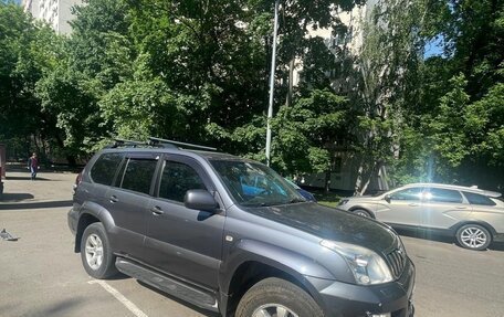 Toyota Land Cruiser Prado 120 рестайлинг, 2004 год, 1 508 000 рублей, 4 фотография
