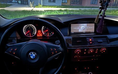 BMW 5 серия, 2006 год, 1 270 000 рублей, 9 фотография