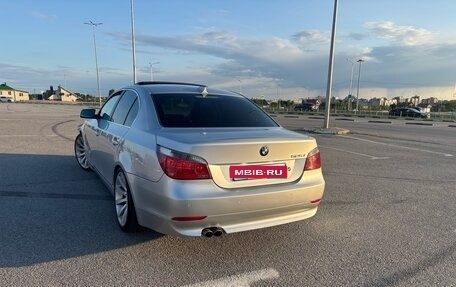 BMW 5 серия, 2006 год, 1 270 000 рублей, 3 фотография