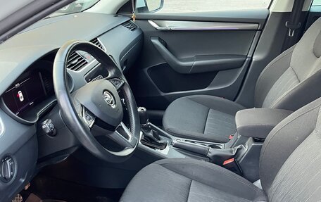 Skoda Octavia, 2019 год, 2 480 000 рублей, 7 фотография