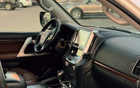 Toyota Land Cruiser 200, 2015 год, 6 100 000 рублей, 7 фотография