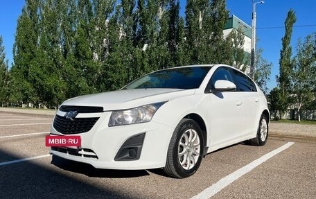 Chevrolet Cruze II, 2014 год, 755 000 рублей, 8 фотография