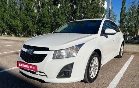 Chevrolet Cruze II, 2014 год, 755 000 рублей, 9 фотография