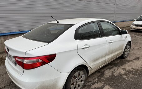 KIA Rio III рестайлинг, 2014 год, 700 000 рублей, 3 фотография