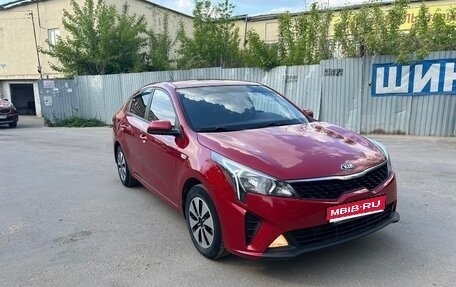 KIA Rio IV, 2020 год, 1 560 000 рублей, 1 фотография