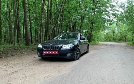 BMW 5 серия, 2013 год, 1 850 000 рублей, 3 фотография