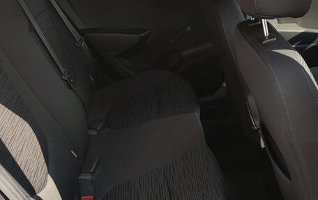 Hyundai Solaris II рестайлинг, 2014 год, 860 000 рублей, 9 фотография