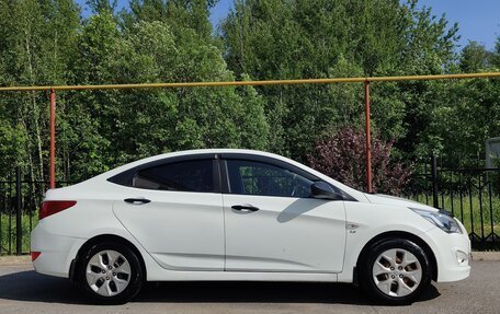 Hyundai Solaris II рестайлинг, 2014 год, 860 000 рублей, 2 фотография