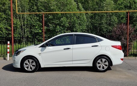 Hyundai Solaris II рестайлинг, 2014 год, 860 000 рублей, 3 фотография