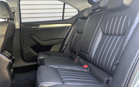 Skoda Superb III рестайлинг, 2018 год, 1 750 000 рублей, 12 фотография