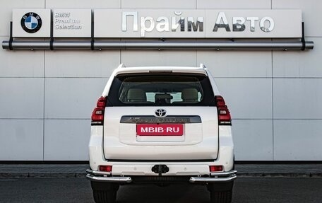 Toyota Land Cruiser Prado 150 рестайлинг 2, 2022 год, 7 320 000 рублей, 4 фотография