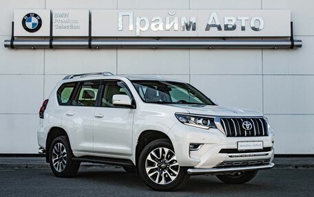 Toyota Land Cruiser Prado 150 рестайлинг 2, 2022 год, 7 320 000 рублей, 16 фотография