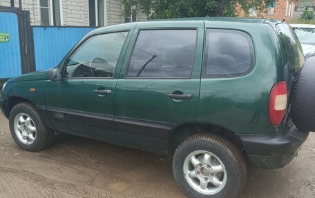 Chevrolet Niva I рестайлинг, 2003 год, 350 000 рублей, 2 фотография