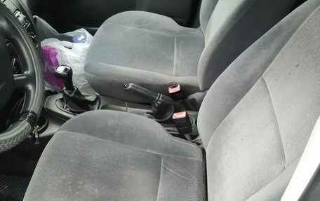 Ford Focus IV, 2002 год, 400 000 рублей, 38 фотография