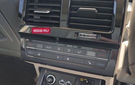 Volkswagen Touareg III, 2020 год, 5 850 000 рублей, 7 фотография