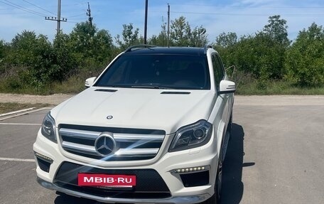 Mercedes-Benz GL-Класс, 2012 год, 3 990 000 рублей, 2 фотография