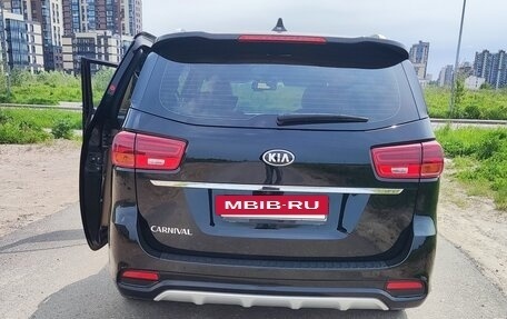 KIA Carnival III, 2019 год, 3 590 000 рублей, 14 фотография