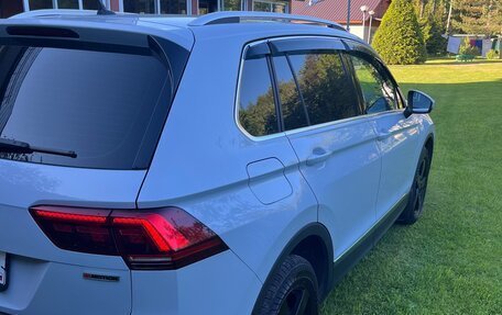 Volkswagen Tiguan II, 2020 год, 2 450 000 рублей, 4 фотография